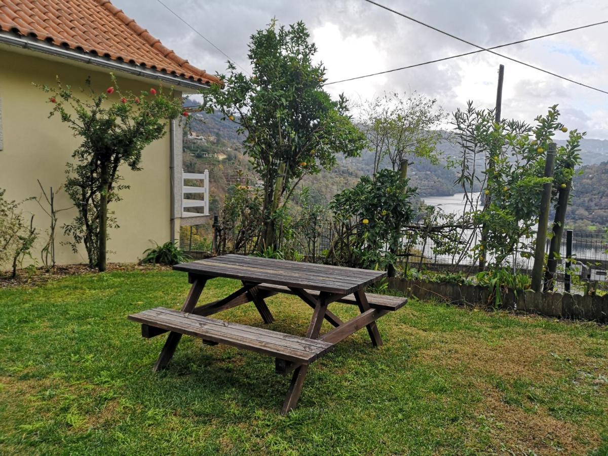 הוילה São Pedro Casa De Boucas מראה חיצוני תמונה
